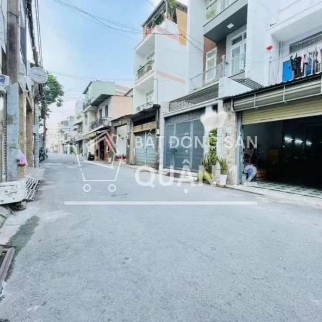 Nhà hẻm oto - ngay đầu hẻm quận 12 - shr