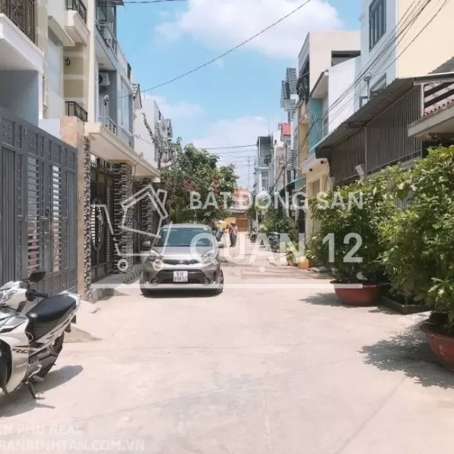 Nhà mới xây - shr - hẻm thông tiện kinh doanh buôn bán