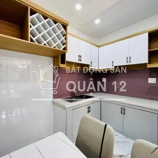 3.2 Tỷ ngay chợ hiệp Thành Quận 12 Hẻm xe hơi FULL Nội thất 