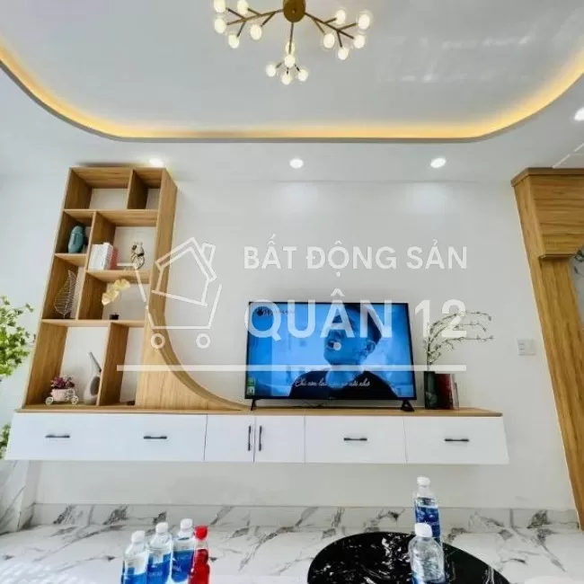3.2 Tỷ ngay chợ hiệp Thành Quận 12 Hẻm xe hơi FULL Nội thất 