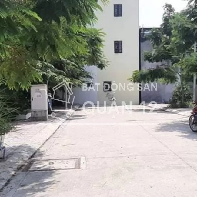 BÁN DÃY TRỌ 10 PHÒNG - THU NHẬP 20 TRIỆU/THÁNG - HẺM XE HƠI.