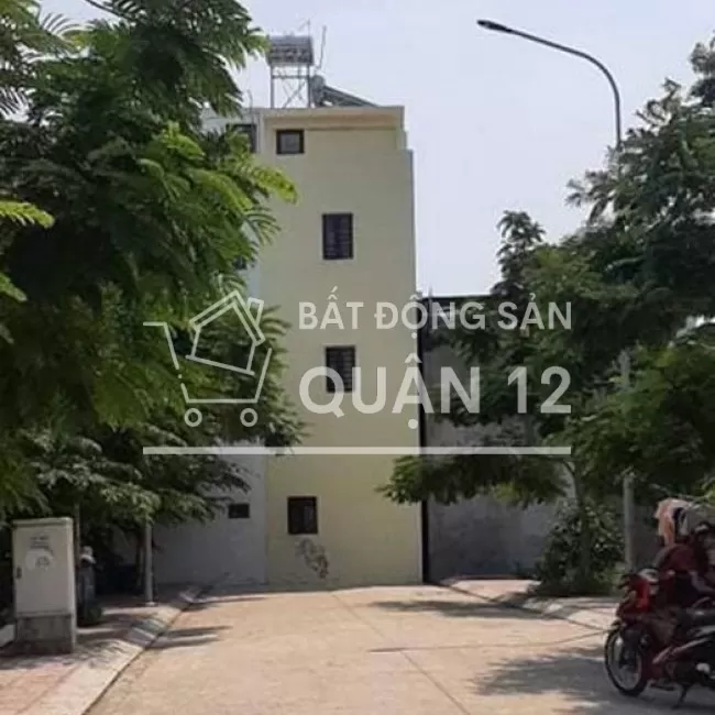 BÁN DÃY TRỌ 10 PHÒNG - THU NHẬP 20 TRIỆU/THÁNG - HẺM XE HƠI.