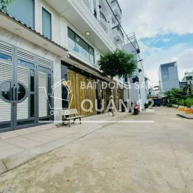 Nhà 3 lầu siêu đẹp hiện đại 60m2 ngay Lâm Thị Hố