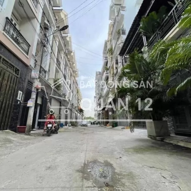 Nhà shr quận 12 - thiết kế đẹp- dân cư dân trí cao 