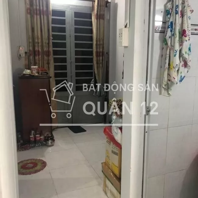 NGUYỄN ẢNH THỦ XE HƠI ĐỔ CỬA NGANG 4.5m GIÁ 2.05 TỶ