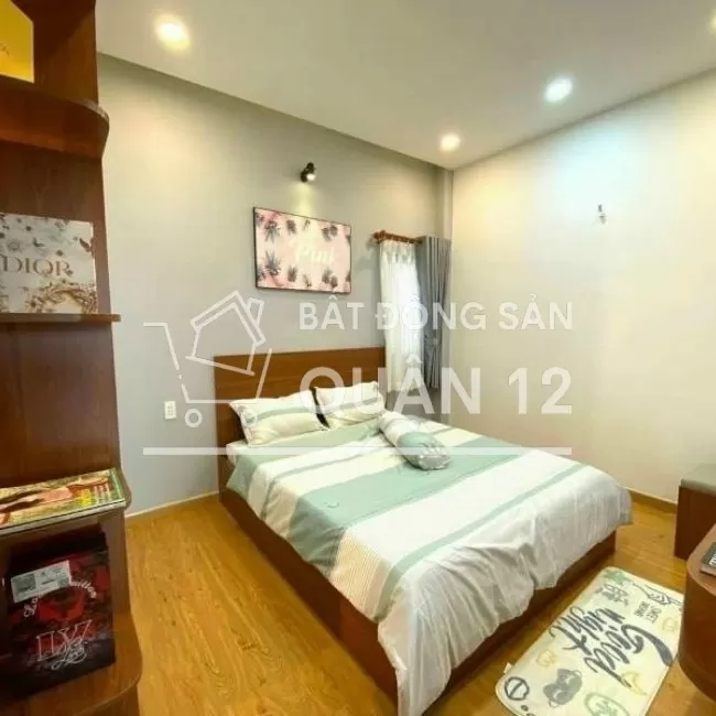3.75 Tỷ Nguyễn Ảnh Thủ 96m2 Q12 Hẻm ô tô , SHR Vay Bank 
