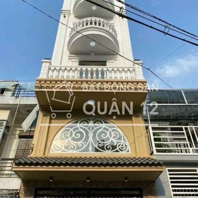 Nhà 1 trệt 3 lầu hẻm 8m xe hơi đậu trong nhà vị trí đẹp quận 12