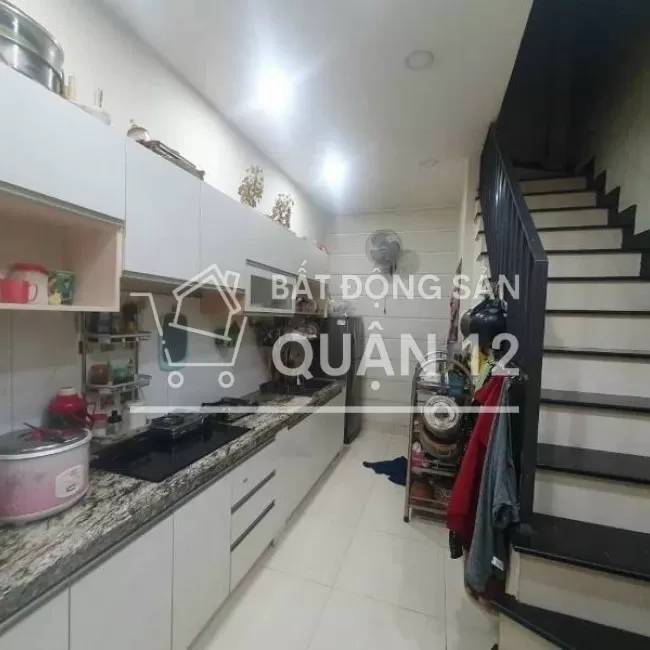 3.39 Tỷ  Mặt tiền TCH 18 Quận 12 Đường 8m Full NT LH: 0888230994 Thúy