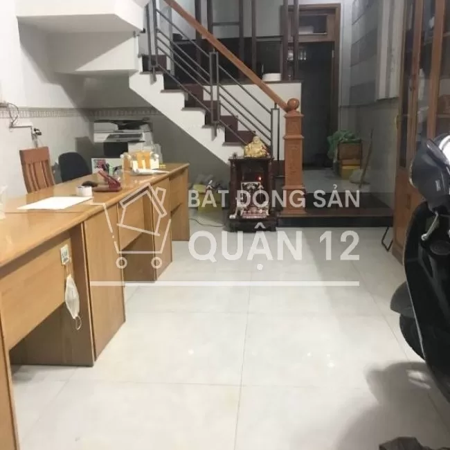 Gấp bán nhà 60m2, 4PN, mặt tiền đường TCH8, làm VP, 6 tỷ nhỉnh.