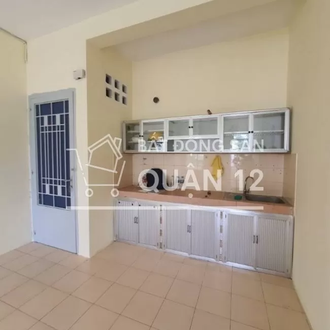 cần tiền bán gấp căn chung cư 69m đối diện trường thpt trường chinh
