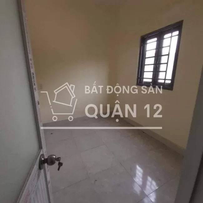 Kẹt tiền cần bán gấp nhà 2 lầu , P. An Phú Đông, Quận 12 giá 1tỷ75