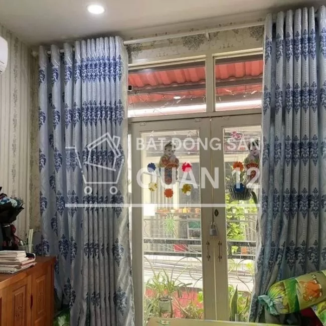 Chỉ 1 tỷ 7 mua được nhà quận 12 4 phòng ngủ ngay cầu vượt ngã tư ga 