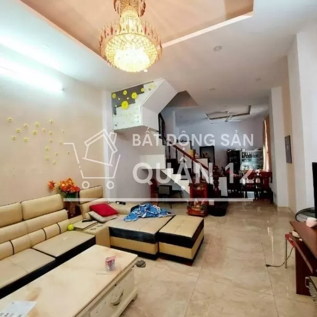 Nhà góc 2 mặt Tiền Khu Dân Vip Thạnh Lộc 19 ngã tư ga.DT. 4.4m x 15m.