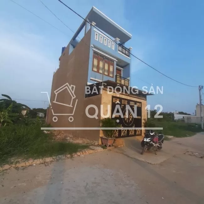 Bán nhà Thạnh Xuân 25,1 trệt 1lầu 1tum sân thượng trước sau giá 4,8 tỷ