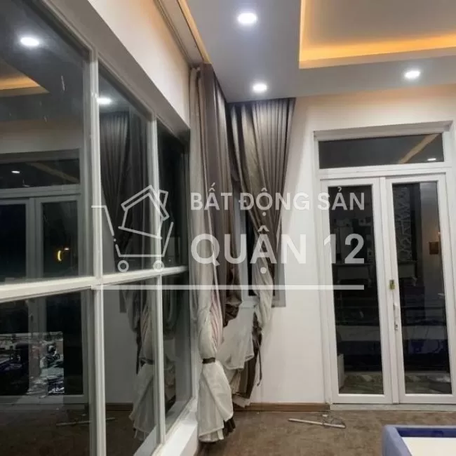 Bán nhà quận 12 , hẻm xe tải ,  gần đường lớn 