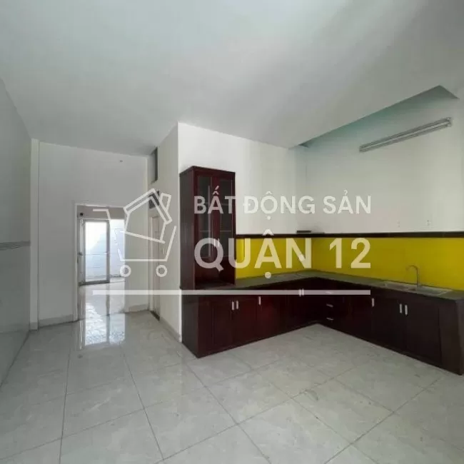  hẻm Xe hơi vào nhà 110m2 ngang hơn 5m C4 TX38 Quận 12 chỉ 4 tỷ 45 TL 