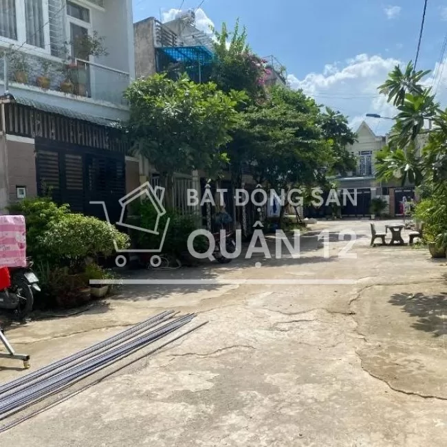 Bán NHÀ 1 trệt 1 lầu ngay chợ Đường, TX52 vào 50m