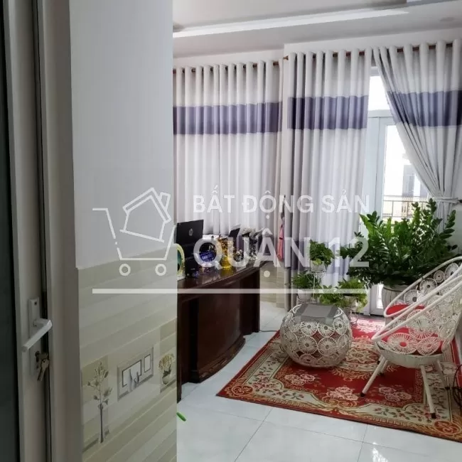 Nhà // Thới An 16 Quận 12, 1 trệt 3 lầu, 4mx16m, Hẻm 7m, Giá: 5,050 Tỷ