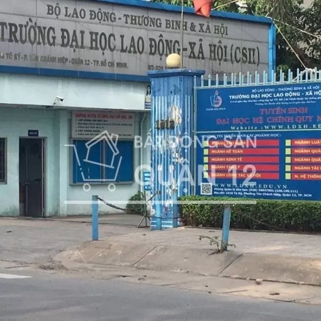 Bán gấp nhà Q.12, 88m2, 2 tầng, 3PN, hẻm 8m thông, chỉ có 4.75 tỷ TL.