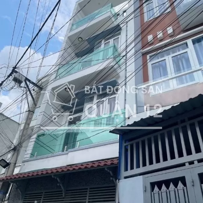 Nhà 1 trệt 4 lầu hẻm xe hơi gần hiệp thành city vị trí nhà cực đẹp q12