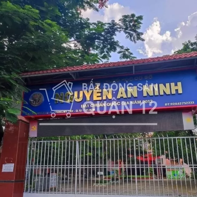 NHÀ CẤP 4, 3 PHÒNG TRỌ, 4X20, HẺM 10M TRUNG MỸ TÂY QUẬN 12 NHỈNH 5 TỶ