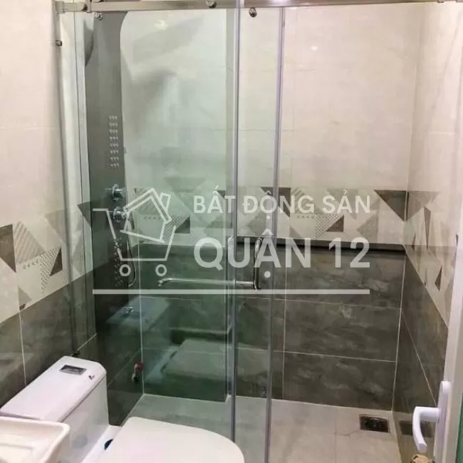 Cần bán căn nhà Võ Thị Liễu nằm ngay cầu sắt An Phú Đông ,có SHR