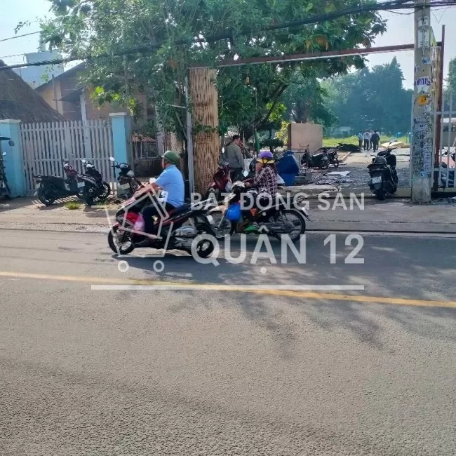 28 x 32 : 896m2 đất Mặt Tiền Quận 12, đường Hà Huy Giáp