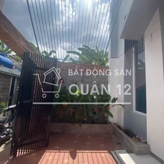 Nhà khủng đường TL19 1 sẹc, ngay chợ Cầu Đồng 5PN