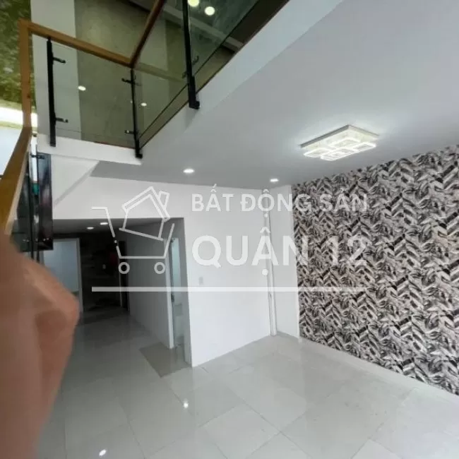 Nhà khủng đường TL19 1 sẹc, ngay chợ Cầu Đồng 5PN