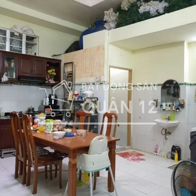 Gấp bán mặt tiền TCH24, 4 tầng, DTSD 185m2, 4PN, Vỉa hè 3m,Tiện KD.