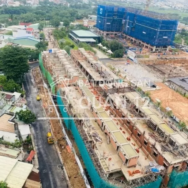 bán 2 căn np góc ngã tư DA Picity Q12. 31,6 tỷ,198m2