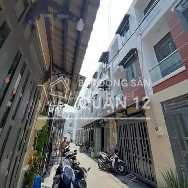 Bán nhà 3 lầu chỉ 1ty650 tai Hà Huy Giáp Quận 12