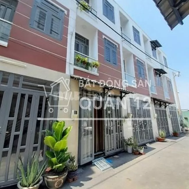 Bán nhà 3 lầu chỉ 1ty650 tai Hà Huy Giáp Quận 12