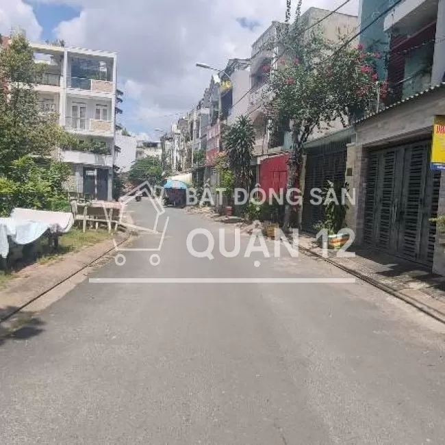 Bán nhà 2 lầu, ST nhà KDC An Sương DT: 4x18m, chỉ 6.8 tỷ.
