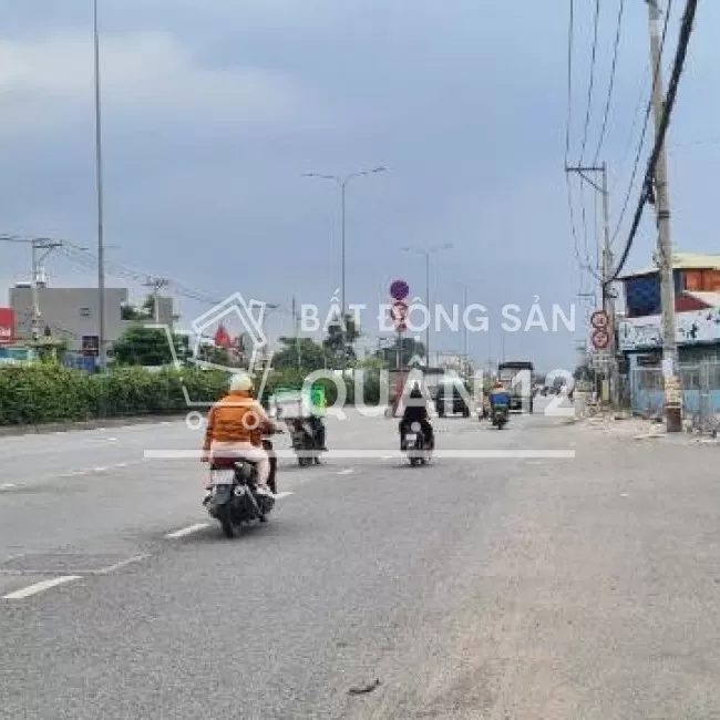 Cho thuê nhà kho, xưởng MT đường QL1A, An Phú Đông, Quận 12.