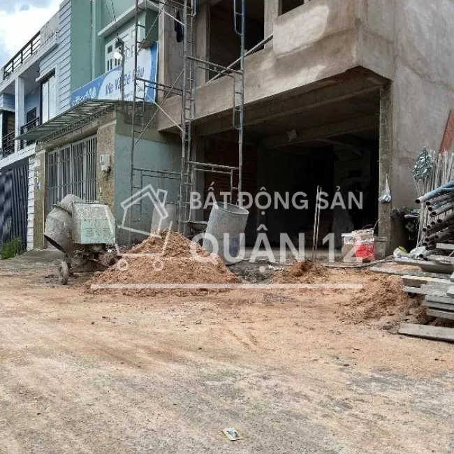 ngang 5,45m xây 3lau,5PN,bank hỗ trợ,Thạnh XuânQ12