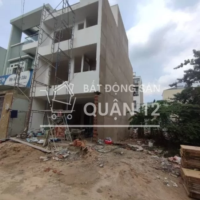 ngang 5,45m xây 3lau,5PN,bank hỗ trợ,Thạnh XuânQ12