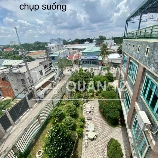 Cho thuê nhà góc 2MT số 59 Võ Thị Thừa, P. APĐ, Q12. DT 20x40m, 3 lầu.