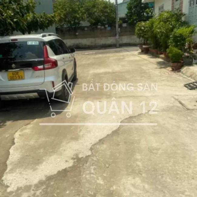 Đất hẻm 105 cách đường vườn lài 200m