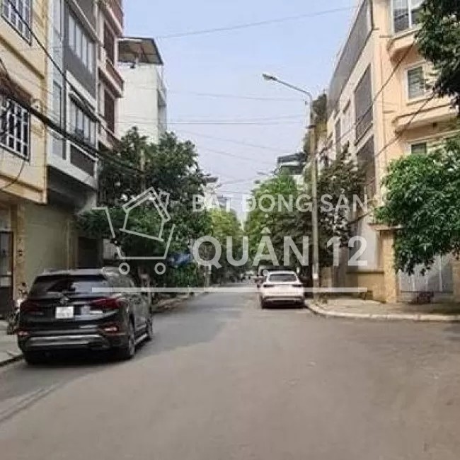 Nhà shr quận 12 - hẻm oto đậu cửa - 1T88 TL