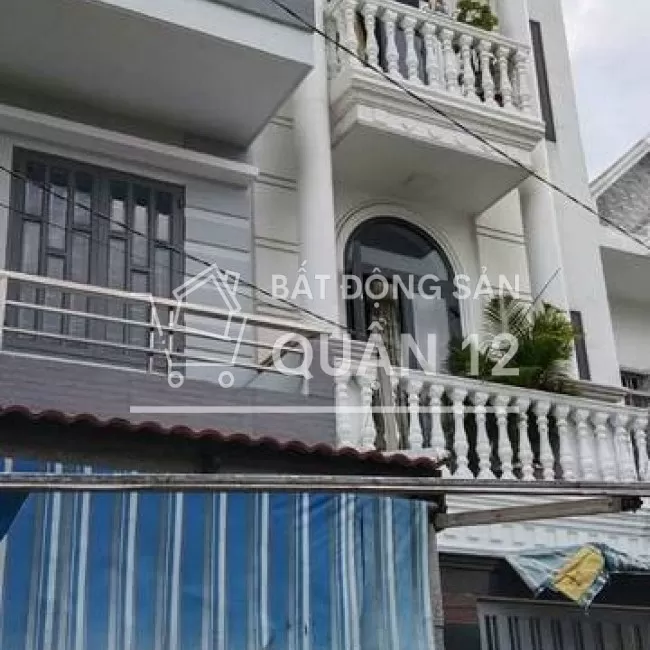 Nhà đẹp dương thị mười quận 12,  4m x 18m, 3 lầu giá nhỉnh 5 tỷ