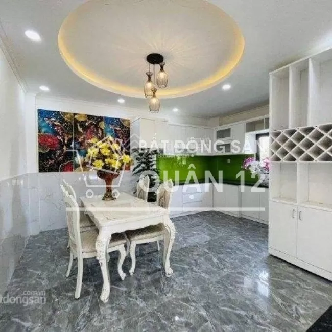 Chính chủ bán nhà phố DTXD 200m2 Hà Huy Giáp Q12 The Sol Residence