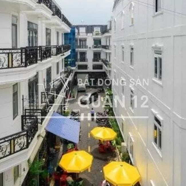 Chính chủ bán nhà phố DTXD 200m2 Hà Huy Giáp Q12 The Sol Residence