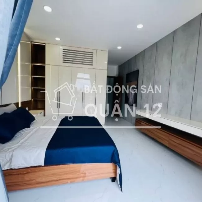 Nhà Phố Ngã tư ga , diện tích 4x20 đúc 1 trệt 3 lầu 