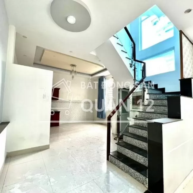 Nhà phố 1 trệt 2 lầu diện tích 5*12m