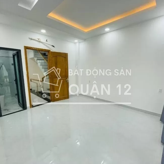Nhà mới 3 lầu gần cầu Giao Khẩu (4x16m) giá 4.6 tỷ có sổ hồng riêng