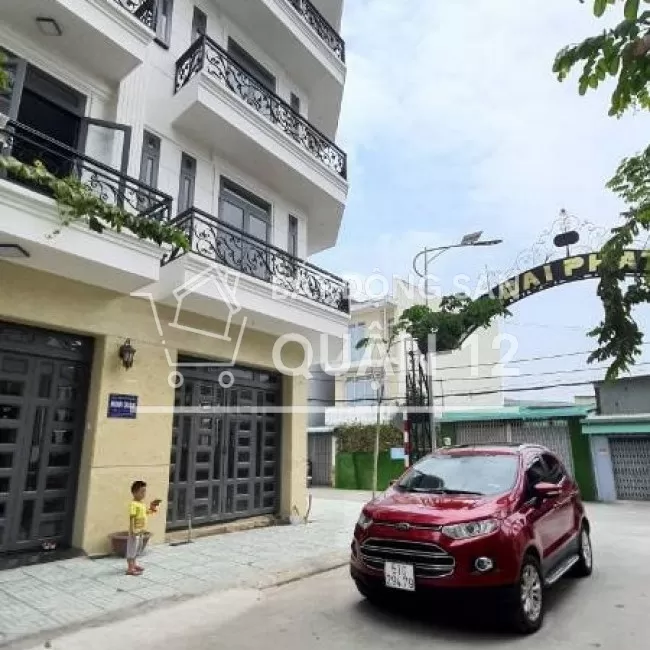 nhà chính chủ cuối nguyễn oanh - hà huy giáp- 1 trệt -3 lầu giá 4 tỷ8