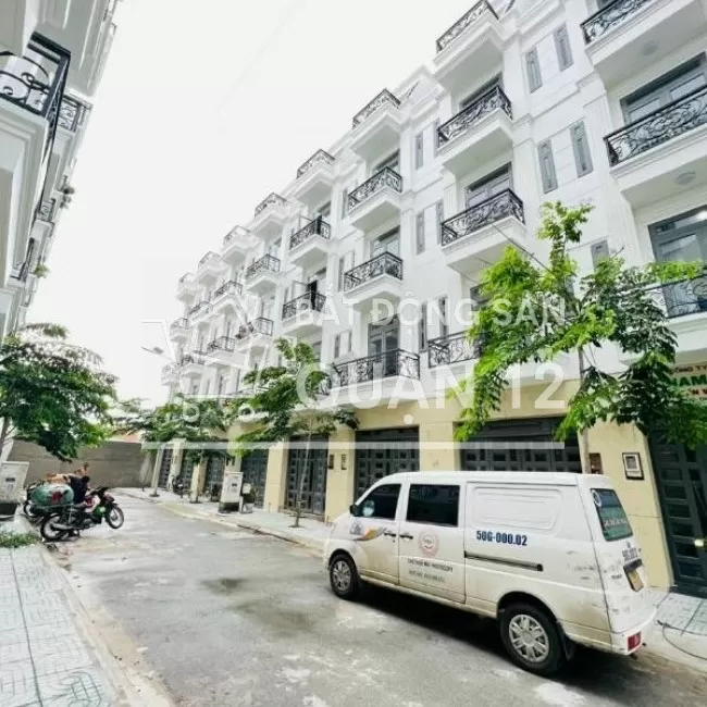 còn lại 1 căn  shr  chính chủ nhanh tay chốt giúp em giảm mạnh