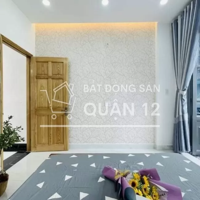 Nhà Quận 12,chợ cầu đồng,4.5 x 18m,nhà 4 lầu,5phong 6 tolet,SHR 