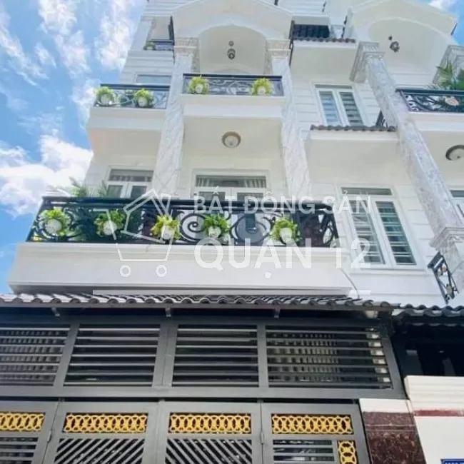 Nhà Quận 12,chợ cầu đồng,4.5 x 18m,nhà 4 lầu,5phong 6 tolet,SHR 